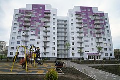 Подробнее о статье Россиянам предлагают выдавать квартиры при одном условии. Матвиенко рассказала, кого власти должны обеспечить жильем