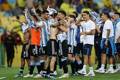Подробнее о статье Аргентина обыграла Бразилию в матче отбора ЧМ после массовой драки фанатов